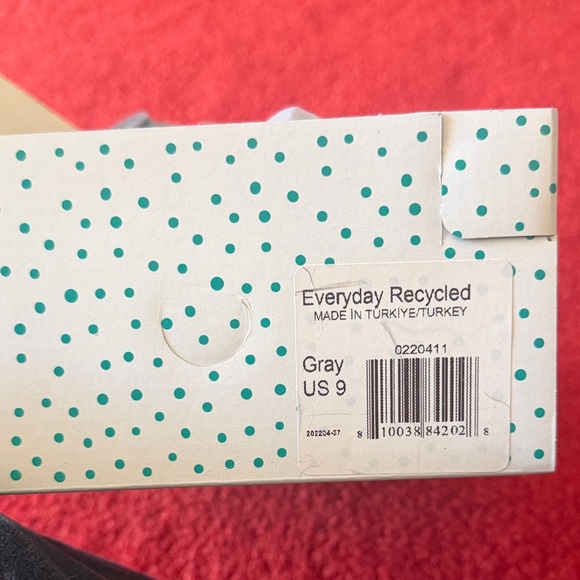 Ten Little Everyday Shoes - Picture 2 of 3